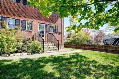 Unbeatable Newport Value: Rare 2-Story Townhouse in Desirable - photo 1