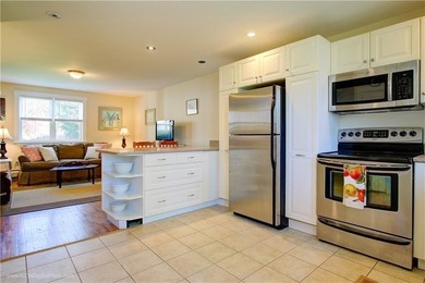 Unbeatable Newport Value: Rare 2-Story Townhouse in Desirable - photo 3