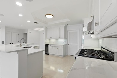 A rare opportunity to own one of the most distinctive residences - photo 6