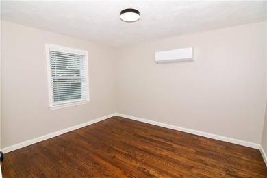 This 2-family in the Yorktown neighborhood of North Kingstown is - photo 9