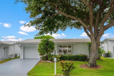 Lake Home For Sale in Plantation, Florida