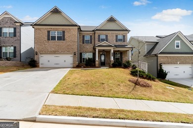 Welcome to this exquisite home situated in the White Oak Park at - photo 5