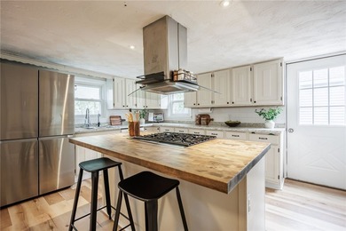 Welcome to this beautifully updated Cape Cod-style home offering - photo 21
