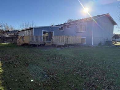 MLS# 291720 Come check out this Tri-Level Pasco home with lots - photo 25