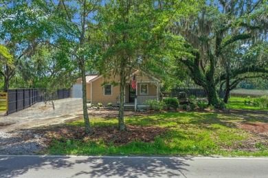 This quintessential Johns Island home has some of the best - photo 7