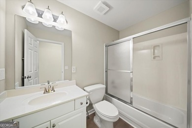 Have you been looking everywhere for a gorgeous home with a - photo 41