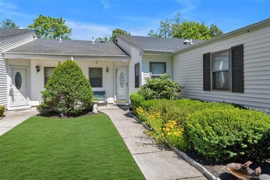 Welcome to this beautifully maintained, energy-efficient - photo 1