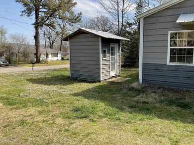 MOTIVATED SELLER !!!! Corner Lot Super cute home with a metal - photo 2