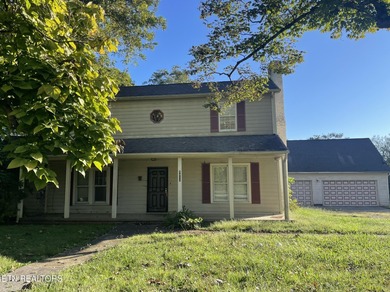 Fort Loudoun Lake Home For Sale in Louisville Tennessee