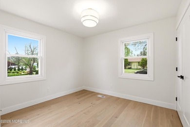 Completely renovated and move-in ready 3-bedroom, 2-bath ranch - photo 10