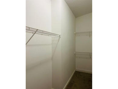 Beautiful and well-maintained home located in a desirable gated - photo 12
