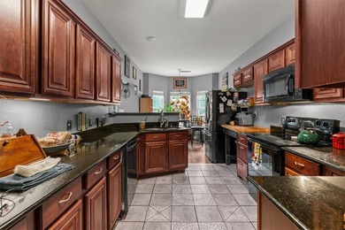 Exceptional space and endless possibilities! Featuring 5 - photo 15