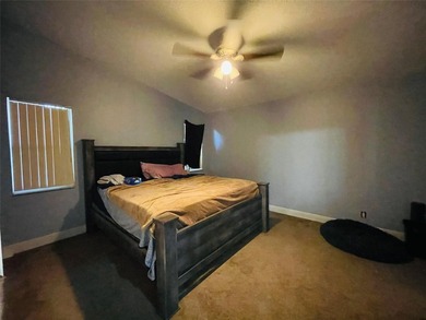 Beautiful and well-maintained home located in a desirable gated - photo 15