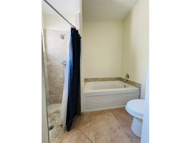 Beautiful and well-maintained home located in a desirable gated - photo 19