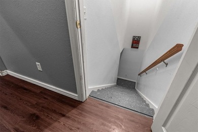 Exceptional space and endless possibilities! Featuring 5 - photo 23