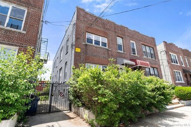 Welcome to 3321 Fish Avenue, Bronx, NY! This beautifully - photo 3
