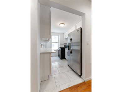 Welcome to 3321 Fish Avenue, Bronx, NY! This beautifully - photo 7