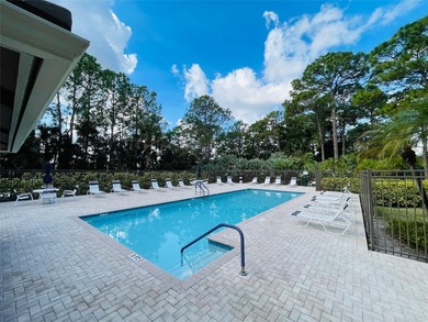 Beautiful and well-maintained home located in a desirable gated - photo 37
