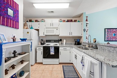 Welcome to this beautifully updated, 2-bedroom, 2-bath end-unit - photo 4