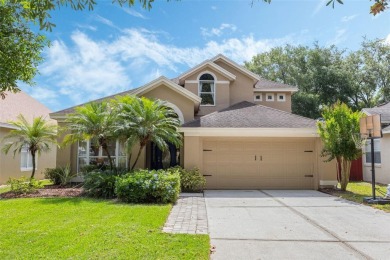 Lake Home Sale Pending in Oviedo, Florida