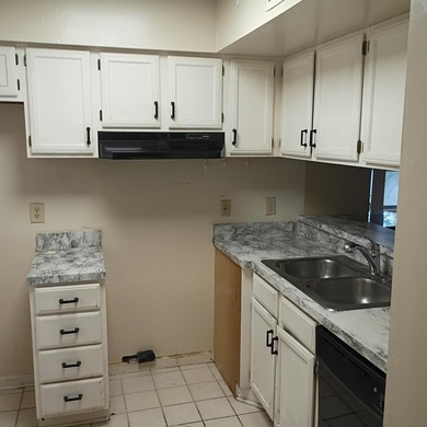 Additional listing photo 1