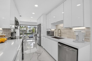 Beautiful, totally redone Willow Wood 3 bedroom, 2.5 second - photo 15