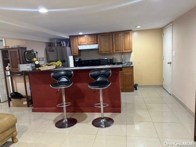 A beautiful 2 dwelling home, brick detached corner property - photo 7