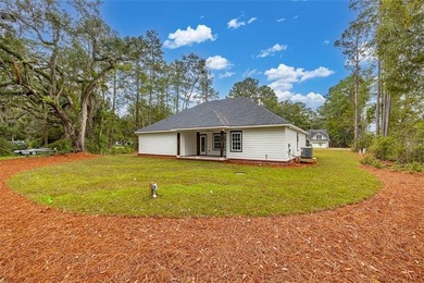 Discover this brand-new move in ready construction home with no - photo 31
