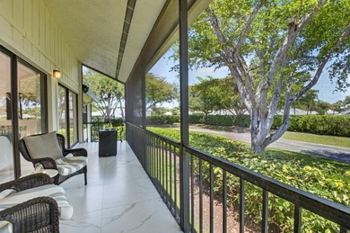 Beautiful, totally redone Willow Wood 3 bedroom, 2.5 second - photo 33