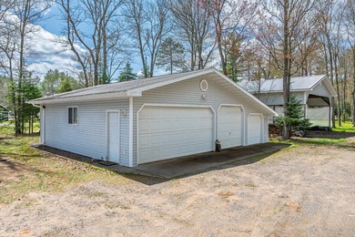 Whether you are searching for a peaceful year-round residence - photo 4
