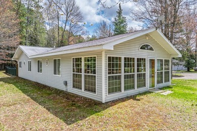 Whether you are searching for a peaceful year-round residence - photo 5