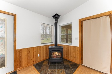 Whether you are searching for a peaceful year-round residence - photo 10