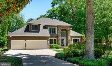 Welcome to this stunning custom home overlooking the 10th green - photo 3