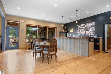 One-of-a-kind fully leased commercial and residential building - photo 11