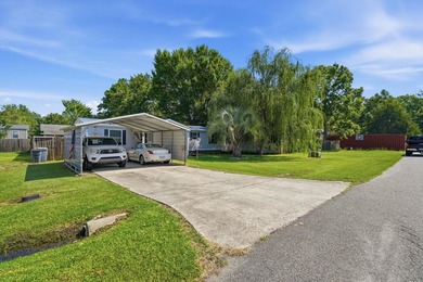 Welcome to 745 River Cliff Drive, where Intracoastal living - photo 3