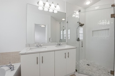 Welcome to 107 Ocean Cay Way! This beautifully updated 3-bedroom - photo 15