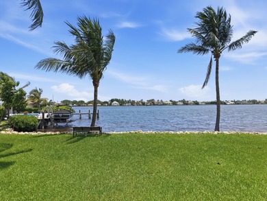 Welcome to 107 Ocean Cay Way! This beautifully updated 3-bedroom - photo 25