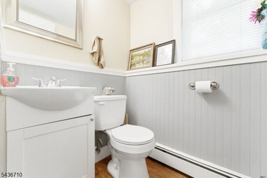 Truly turnkey bilevel in desirable Hopatcong! This beautifully - photo 40