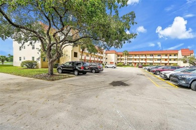 Lake Condo For Sale in Sunrise, Florida