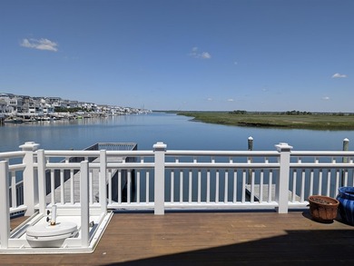 Come See This Beautiful Bay Front - photo 11
