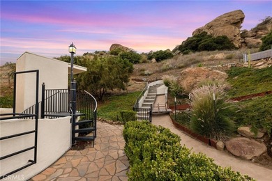 Spectacular Hillside Retreat in Roy Rogers Estates with - photo 12