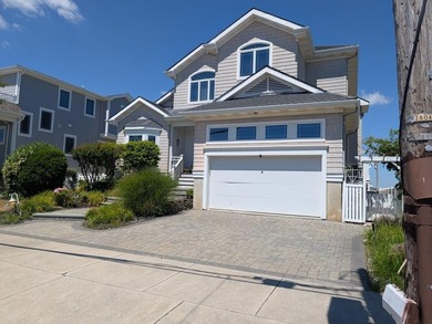Come See This Beautiful Bay Front - photo 16