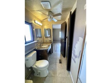 3 Bed, 2 Bath manufactured home with great potential - photo 17