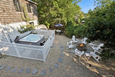 Rare 6-BR Montauk Beach Oasis With Room For Pool Finding a - photo 21
