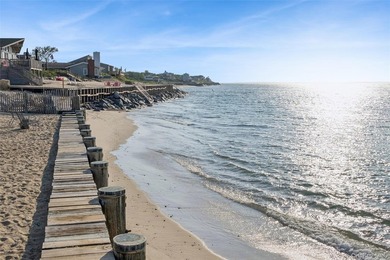 Rare 6-BR Montauk Beach Oasis With Room For Pool Finding a - photo 26