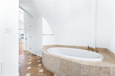 Spectacular Hillside Retreat in Roy Rogers Estates with - photo 32