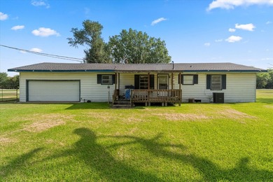 Discover the potential of this charming 3-bedroom, 1.5-bath home - photo 9