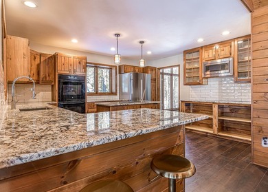 If you're looking for big space, & big water, this home delivers - photo 9
