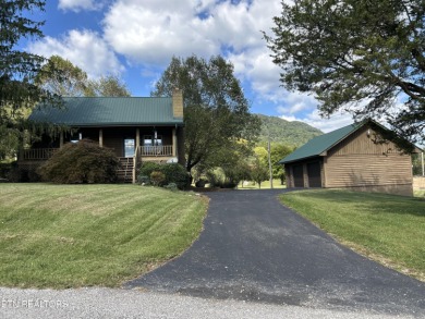 Norris Lake Home For Sale in Lafollette Tennessee