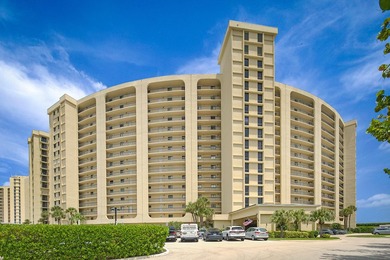 Exceptional oceanfront life style on Jupiter Beach. Offering - photo 1